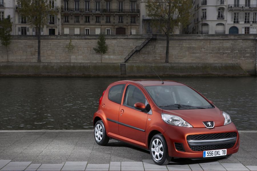  Peugeot 107 2009 года  (фото 29 из 30)